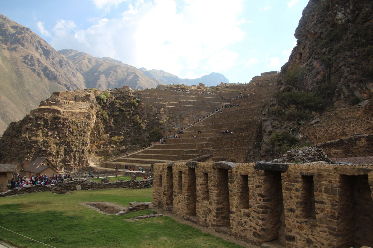 Ollantaytambo ruins